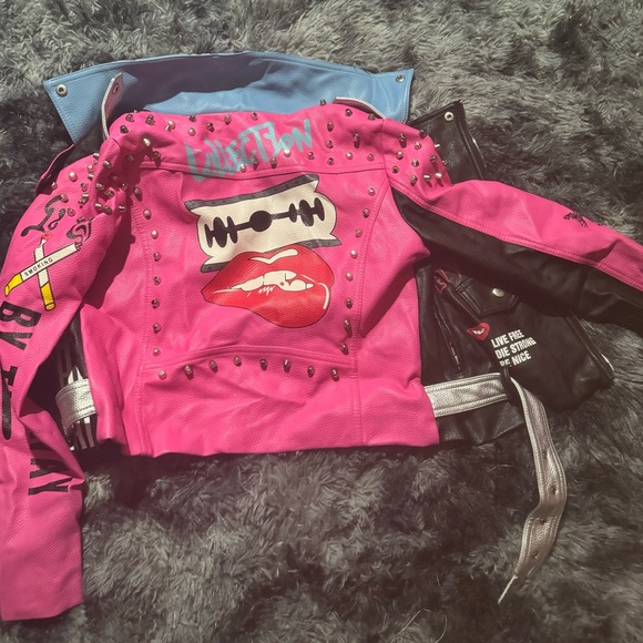 Graphic jacket - Picture 2 of 3